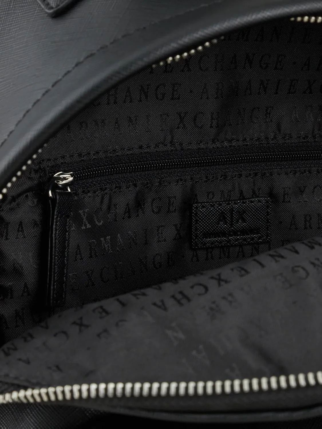 Armani Exchange A|X Logo Sac À Dos Avec Poche Noir - Achetez À Prix Outlet!