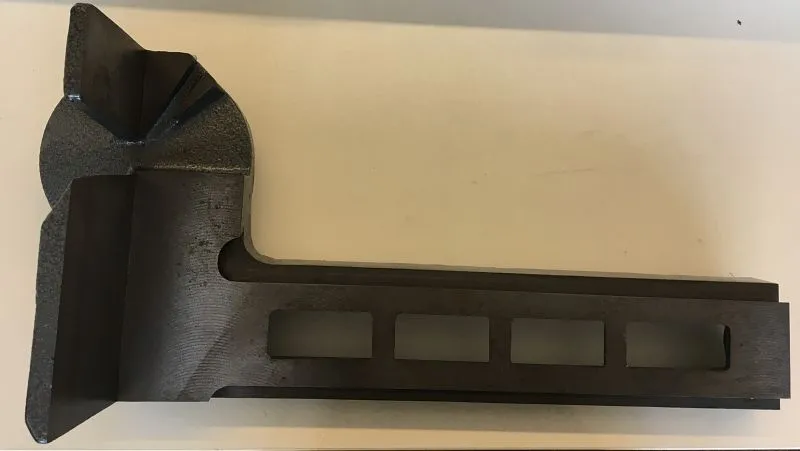 Base d&#039;étau en fonte ELMAG n° 54 pour CY260-2G 9709654 acheter à bas prix 