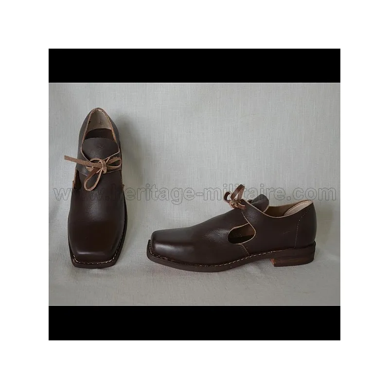 Chaussure époque guerre de 30 ans XVIIème Siècle