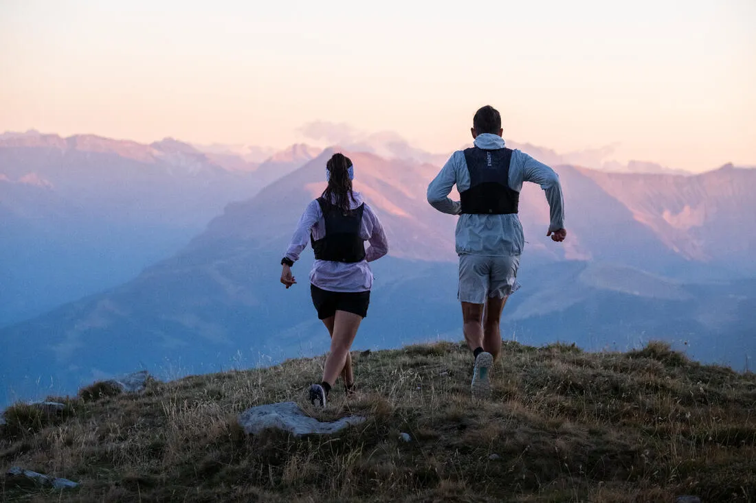 SAC TRAIL RUNNING 10L MIXTE - VENDU AVEC POCHE  EAU 1L